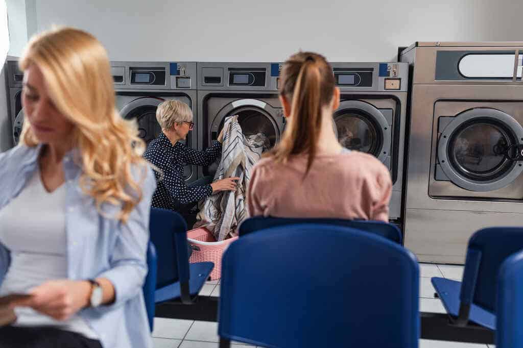 Laundromat Advertising: Unlocking Cost-Effective Local Advertising